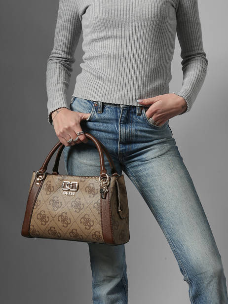 Handtassen Karnilla Logo Guess Bruin karnilla logo OS990106 ander zicht 1